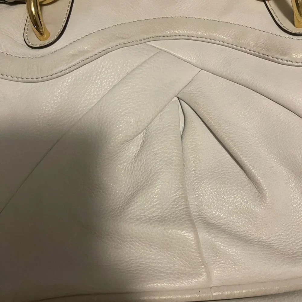 B Makowsky Hobo leather sand white slouch shoulder bag with gold tone ha…